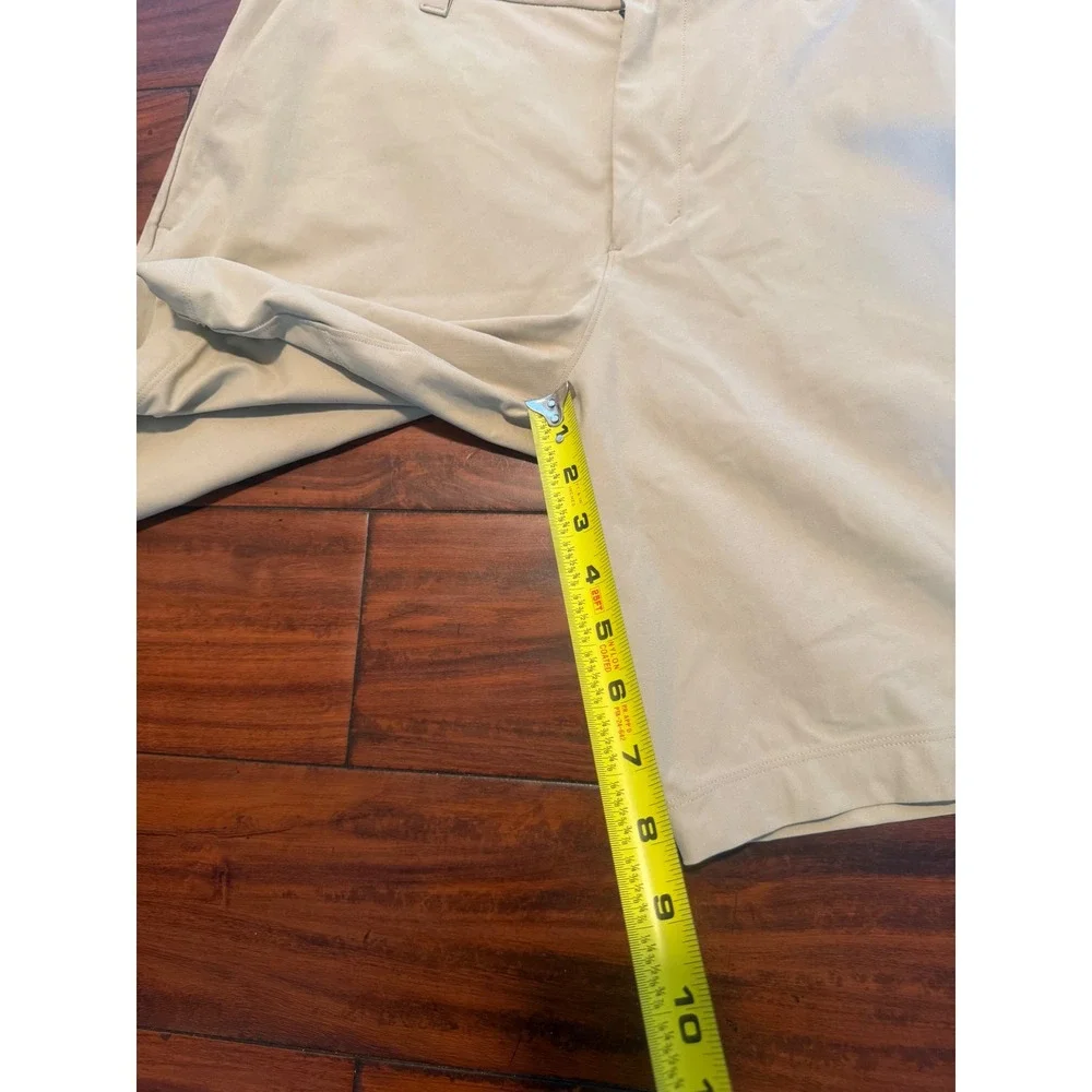 Lululemon Commission Shorts 9 Mens 32 Khaki Tan Chino Golf LM7BMIS.02